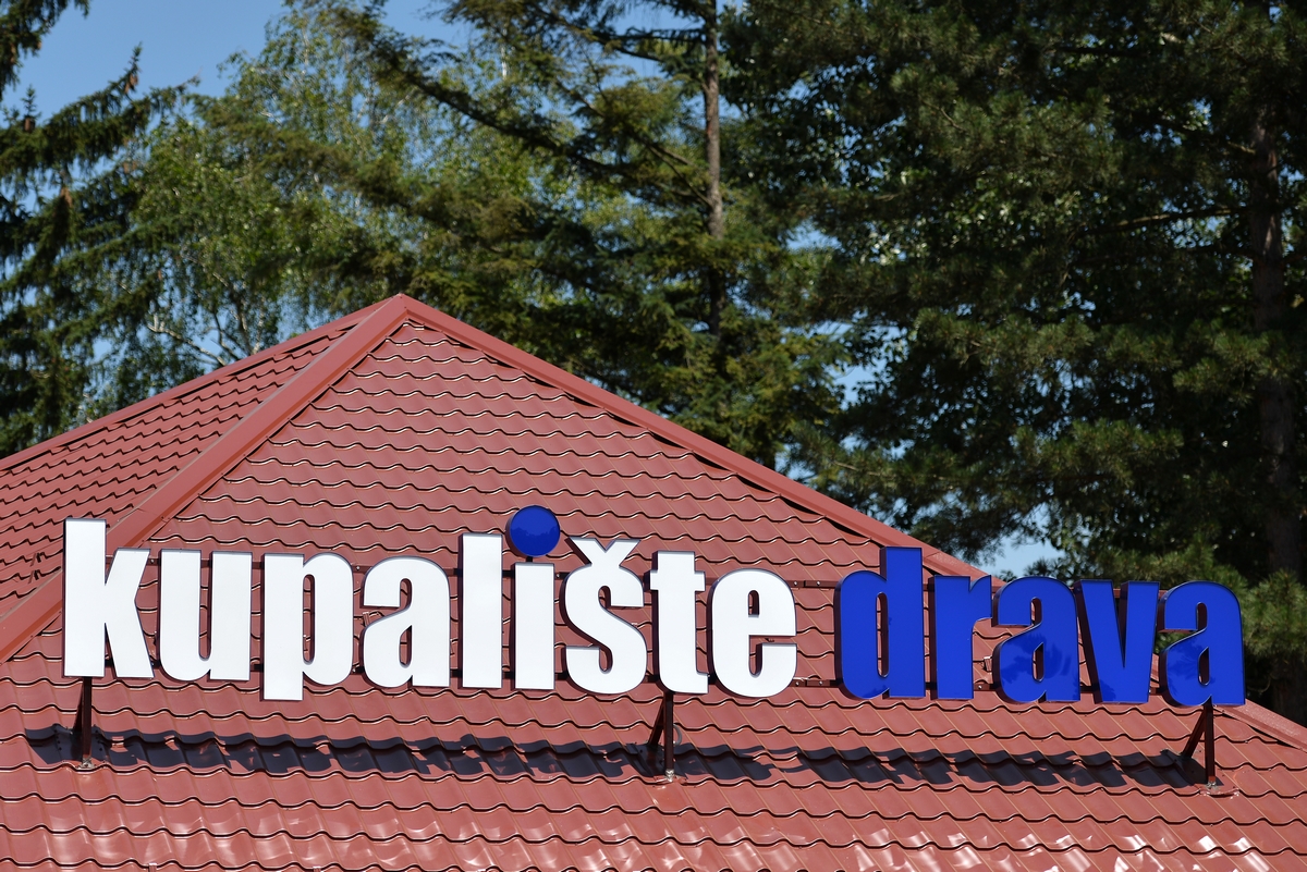 Dravski bazeni – prvi kupači Dravski bazeni – prvi kupači