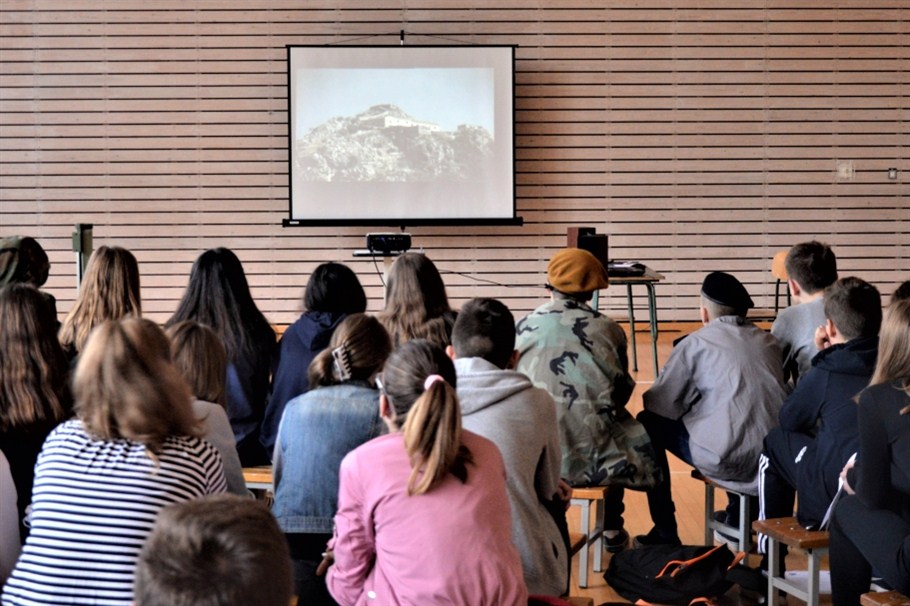 Image 3651195 (auto)