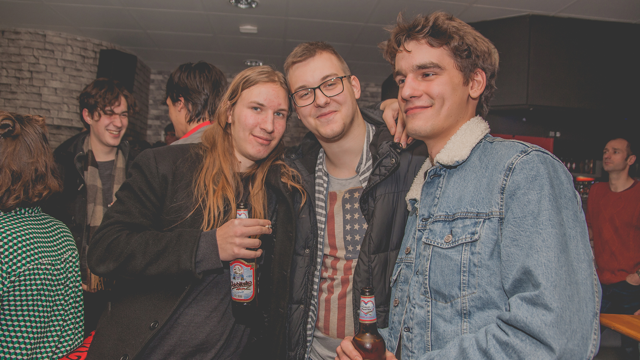 The Fakin’ Lajsne, Sloboda