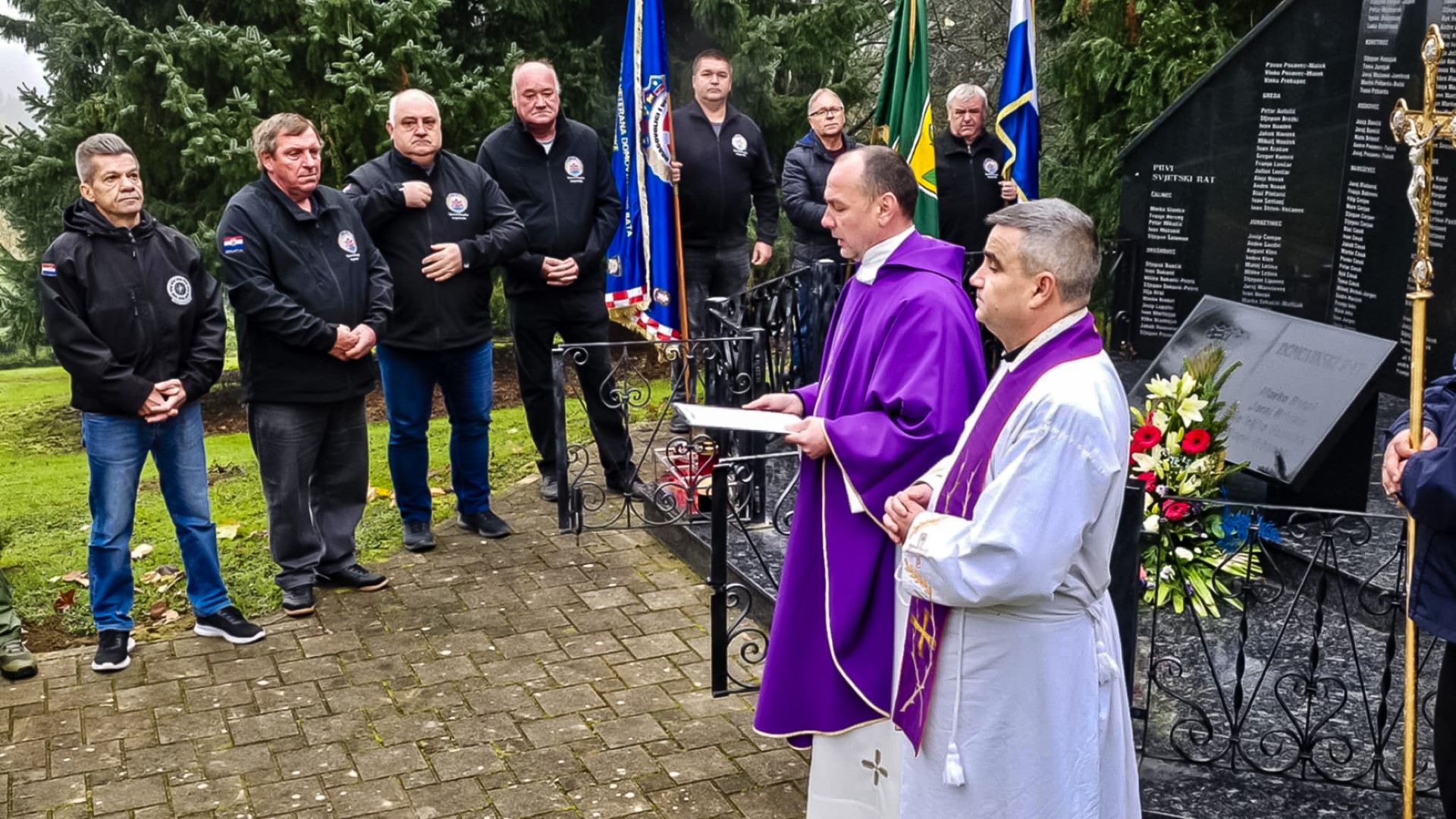 181124-sveta-misa-dan-sjevanja-marusevec-010 (Large) 181124-sveta-misa-dan-sjevanja-marusevec-010 (Large)