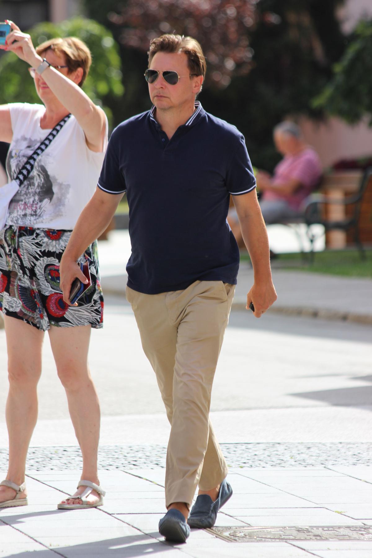 Image 5449422 (auto)