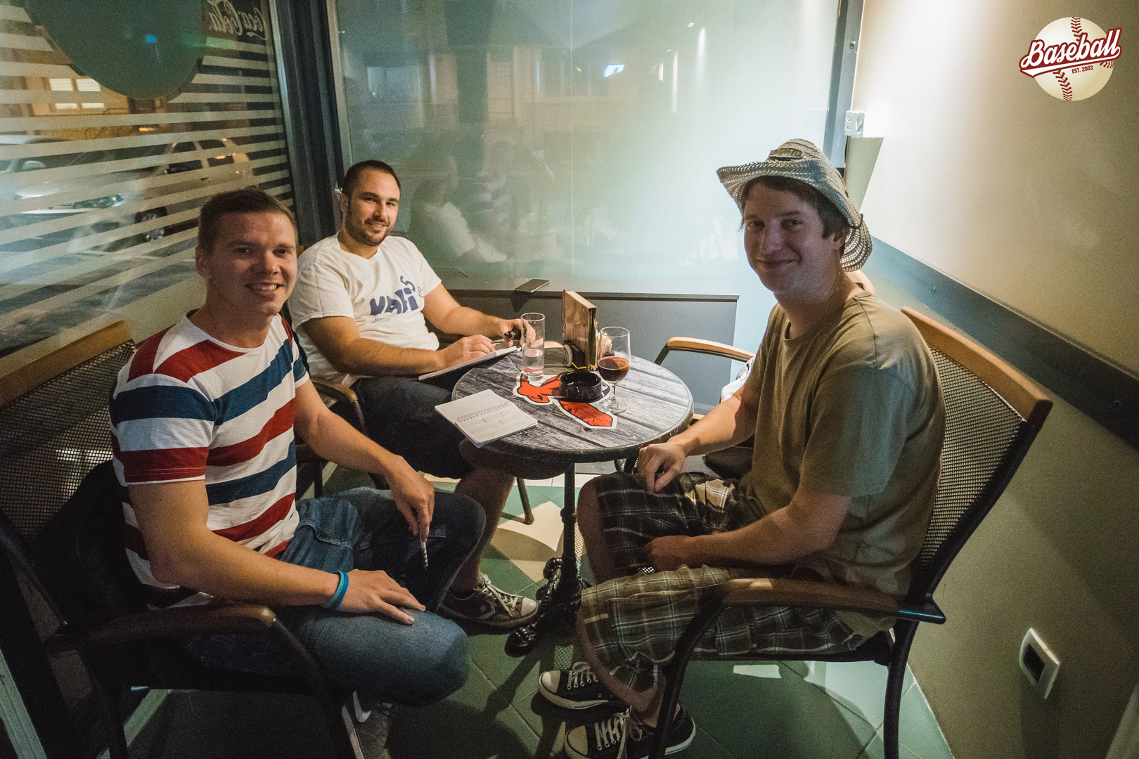 Studio smijeha u Baseball baru Studio smijeha u Baseball baru