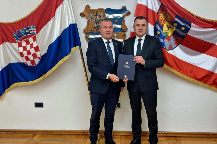 191225_potpisivanje Trokut_1