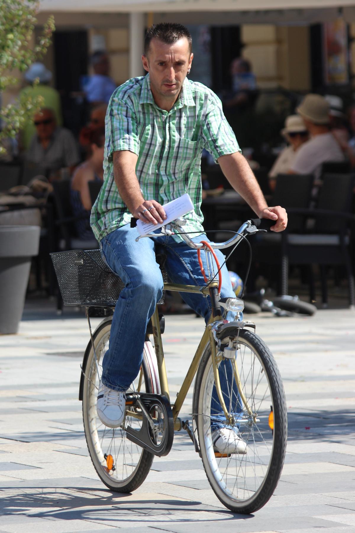 Image 5429434 (auto)