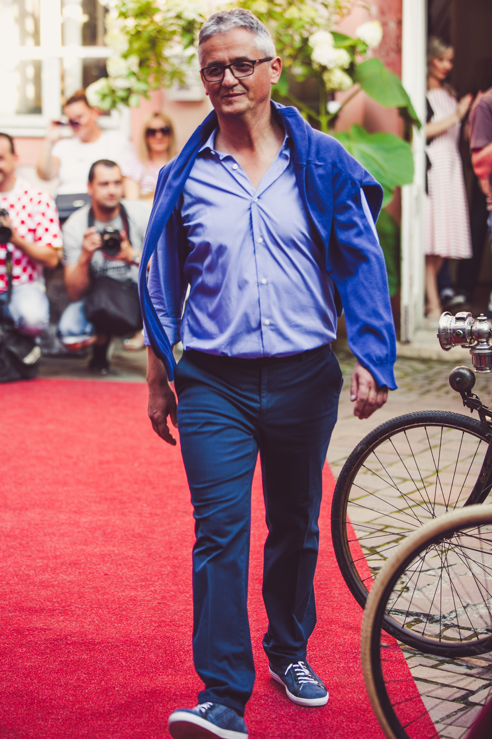 Image 2729505 (auto) Image 2729505 (auto)