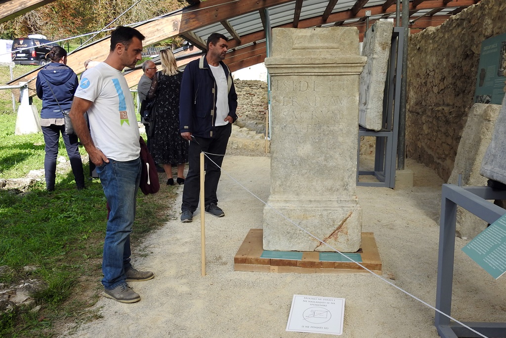 Image 4664766 (auto) Image 4664766 (auto)