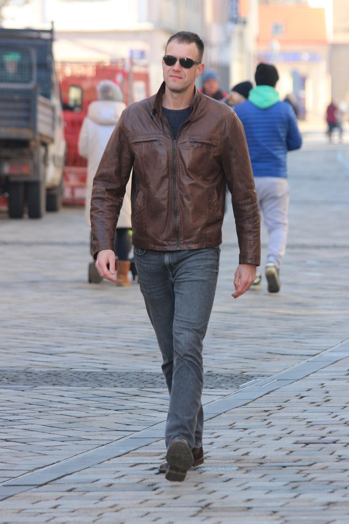 Image 5583103 (auto)