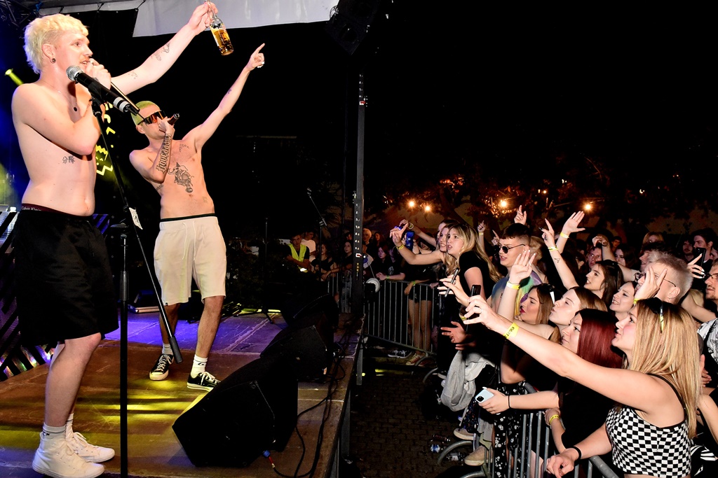 Image 5745423 (auto)