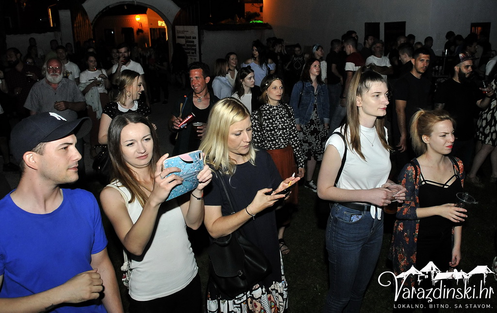 Edo Maajka, Diyala Edo Maajka, Diyala