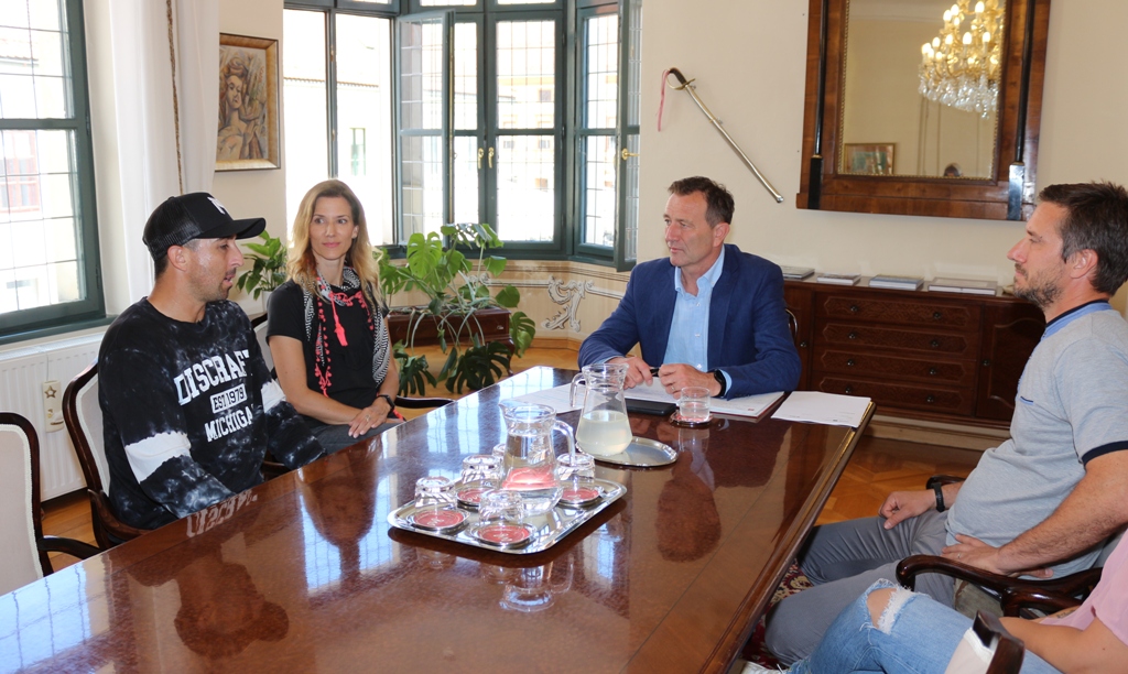 Image 5724609 (auto)