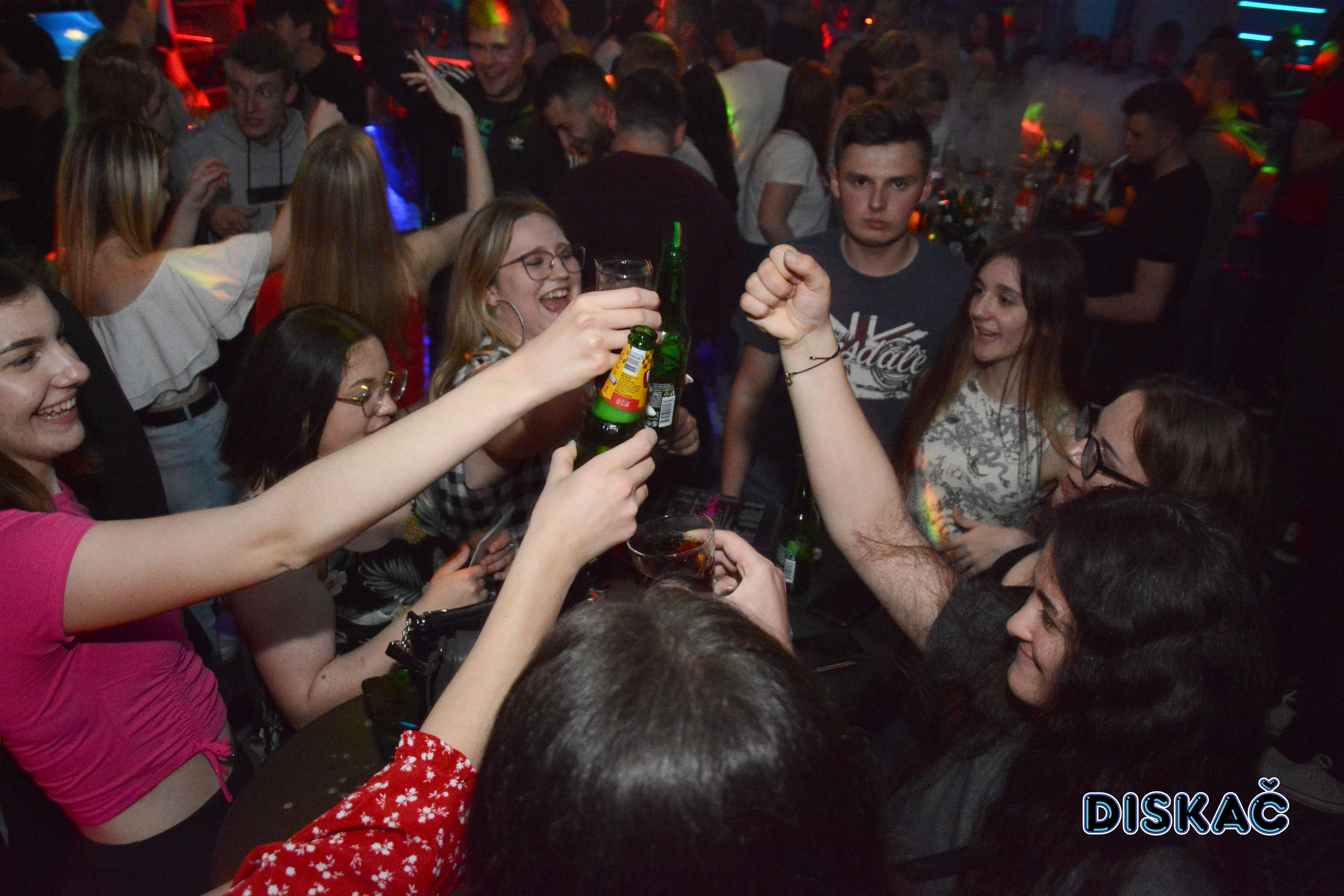 Diskac_Studentski Mega Party_Shooters_Boat_Party