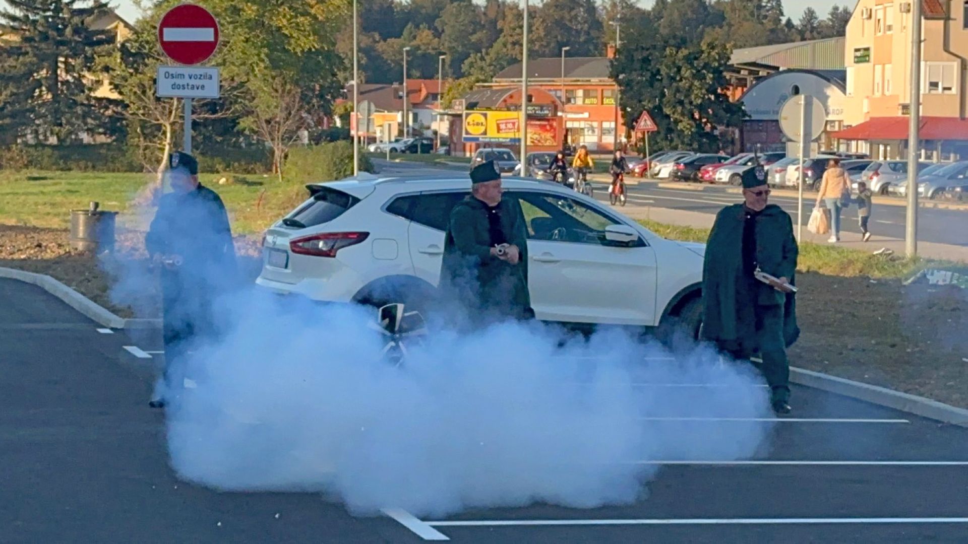 Image 5873427 (auto)