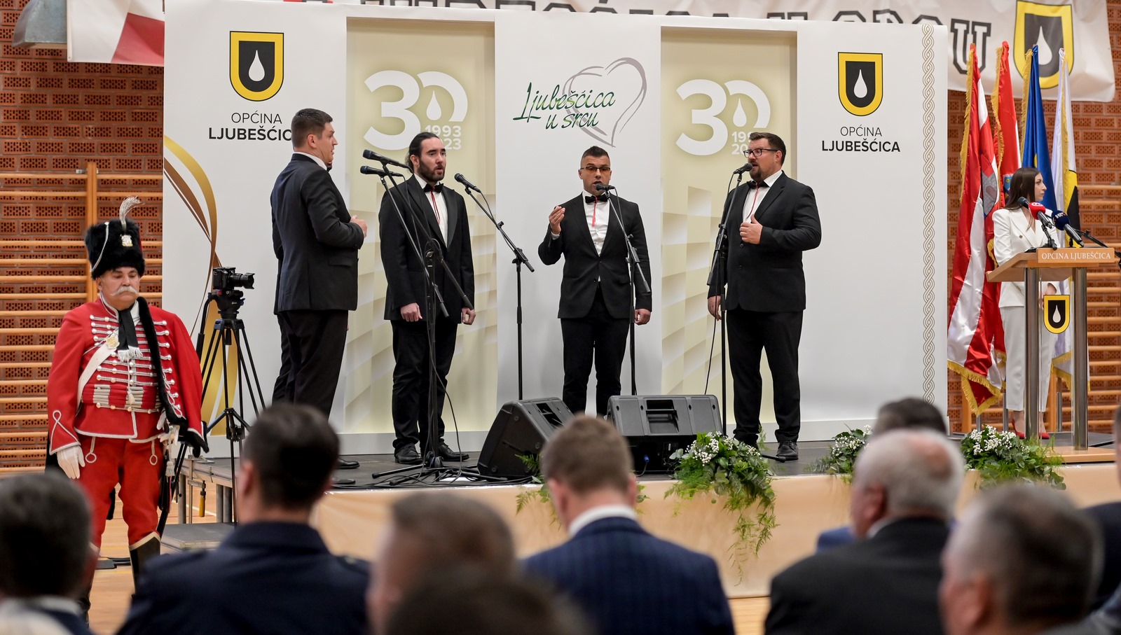 Općina Ljubešćica, Andrej Plenković, Nenad Horvatić