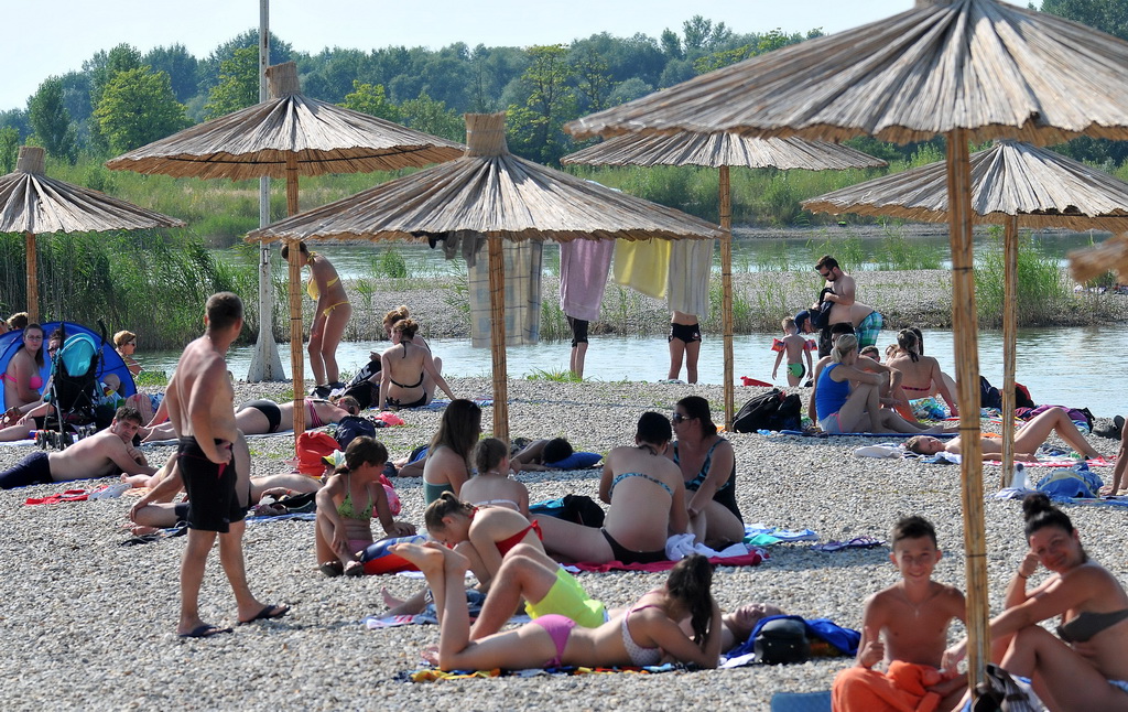 kupanje na Dravskim bazenima i Aquacityju kupanje na Dravskim bazenima i Aquacityju