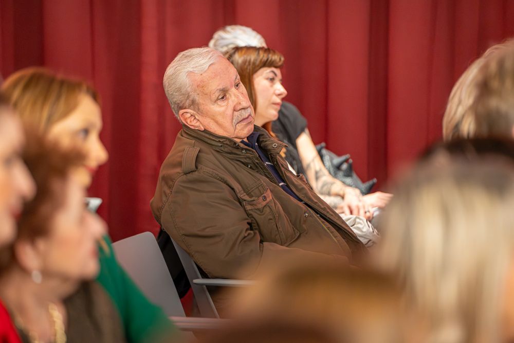 Vesna Haluga, predstavljanje knjige Znamen