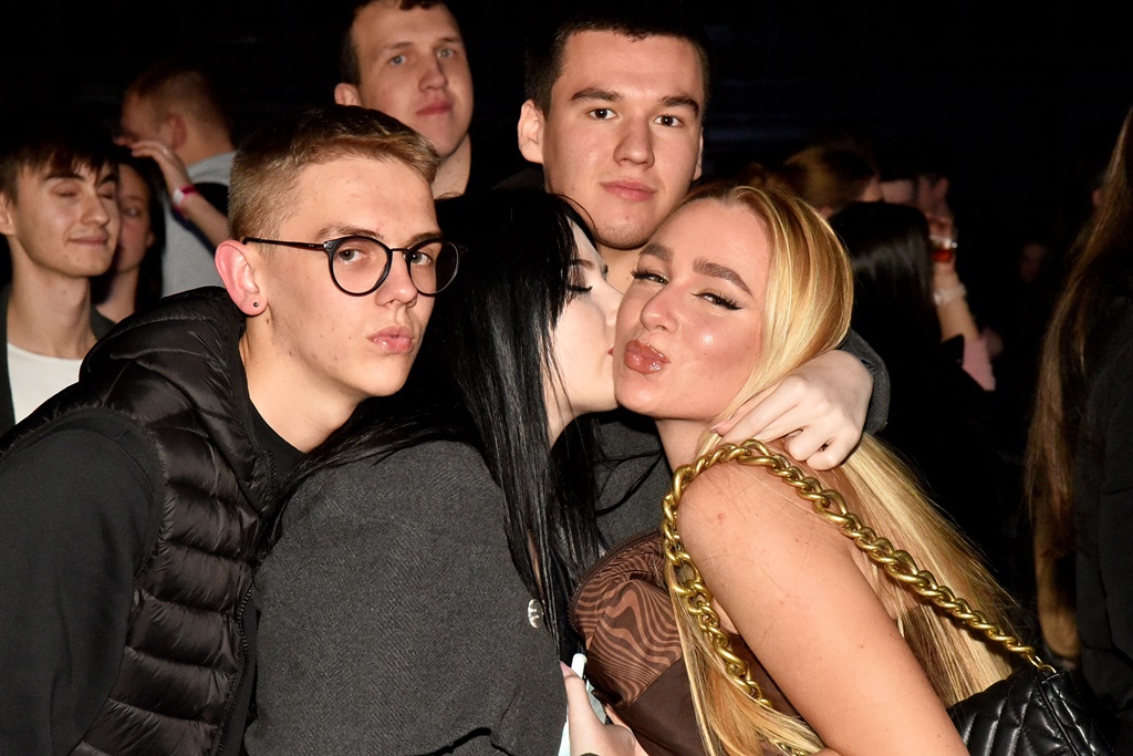 Image 5533744 (auto)