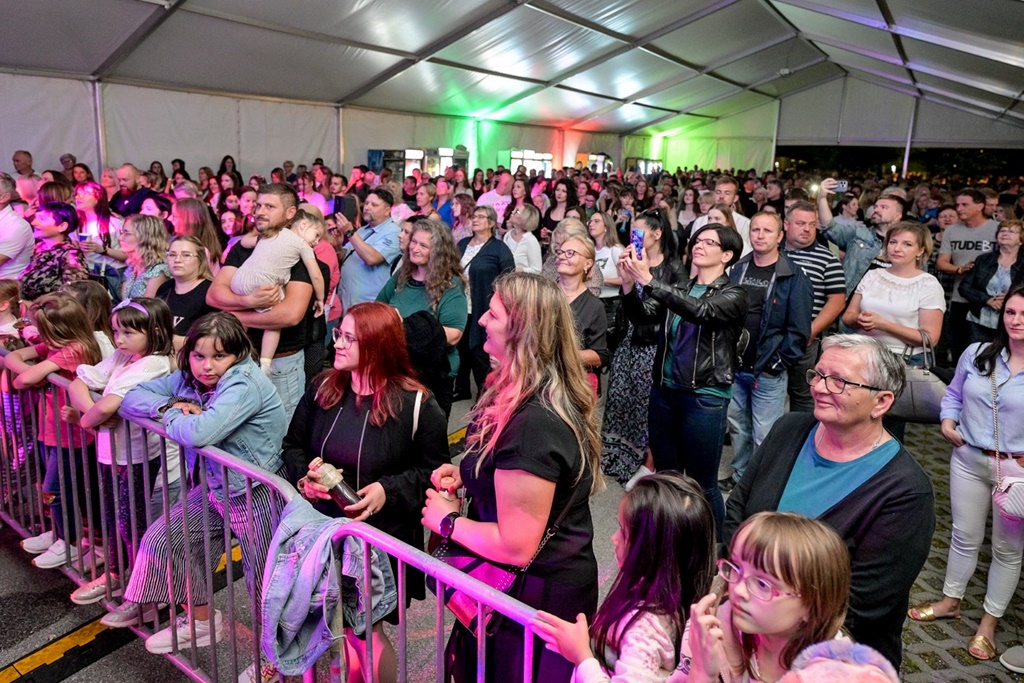 Image 5727241 (auto)