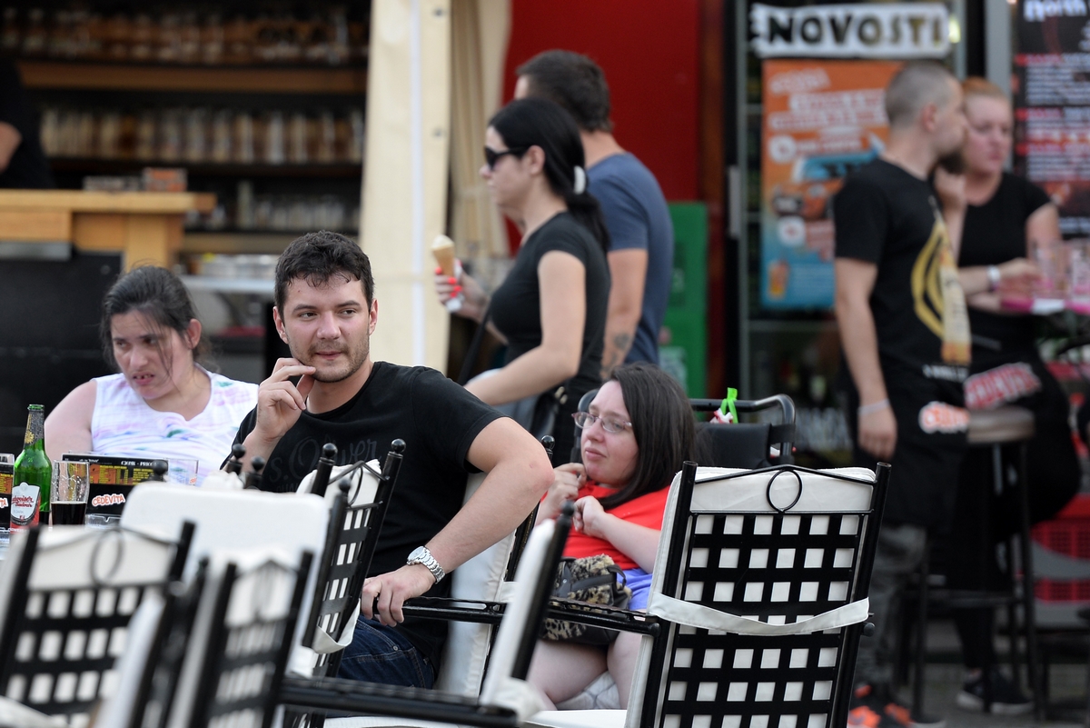 Image 2703283 (auto)