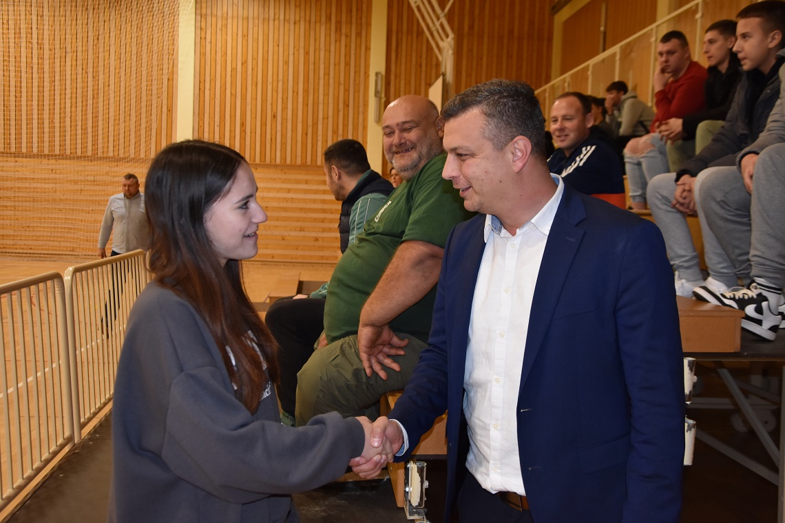 2-DSC_5695 2-DSC_5695