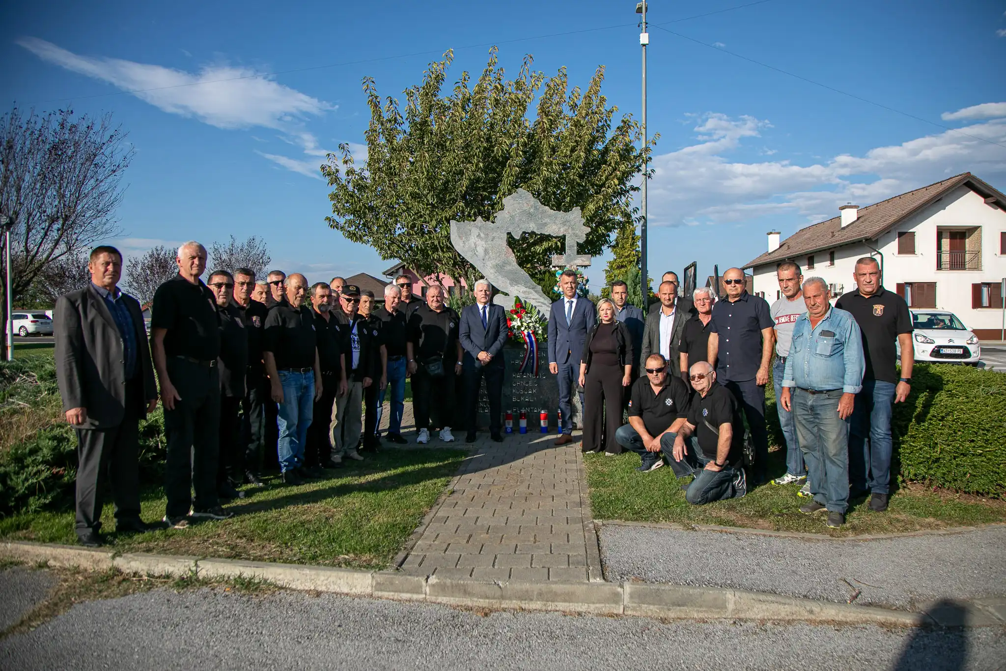 20240927-16_35_45__ZVMK2937 20240927-16_35_45__ZVMK2937