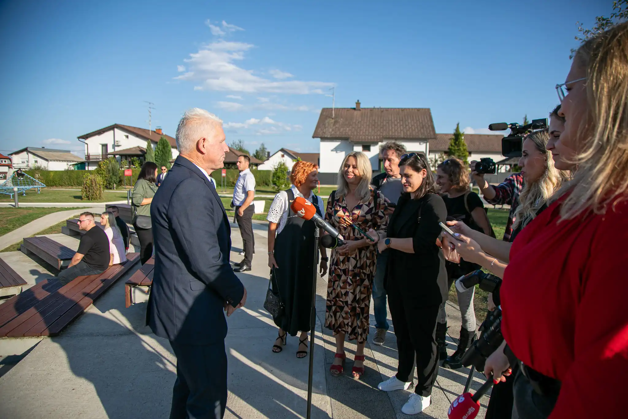 20240927-16_48_49__ZVMK2944 20240927-16_48_49__ZVMK2944