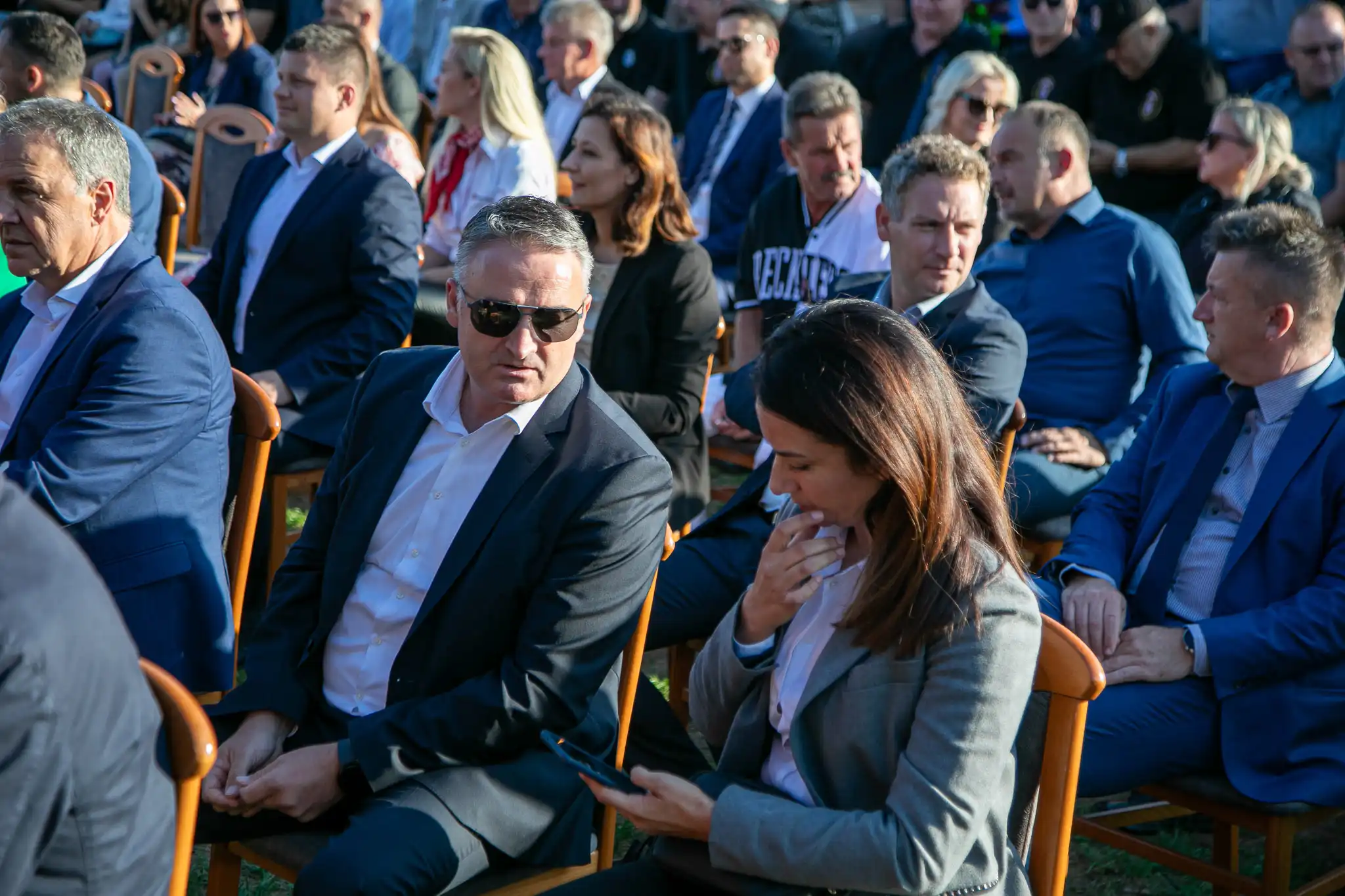 20240927-16_57_31__ZVMK2956 20240927-16_57_31__ZVMK2956