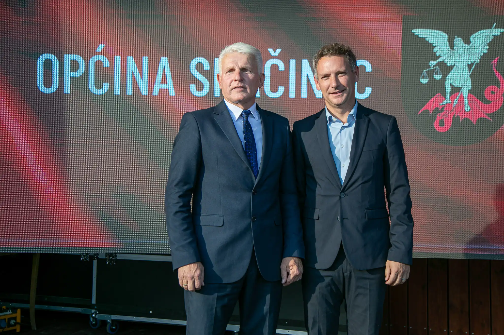 20240927-16_58_49__ZVMK2958 20240927-16_58_49__ZVMK2958