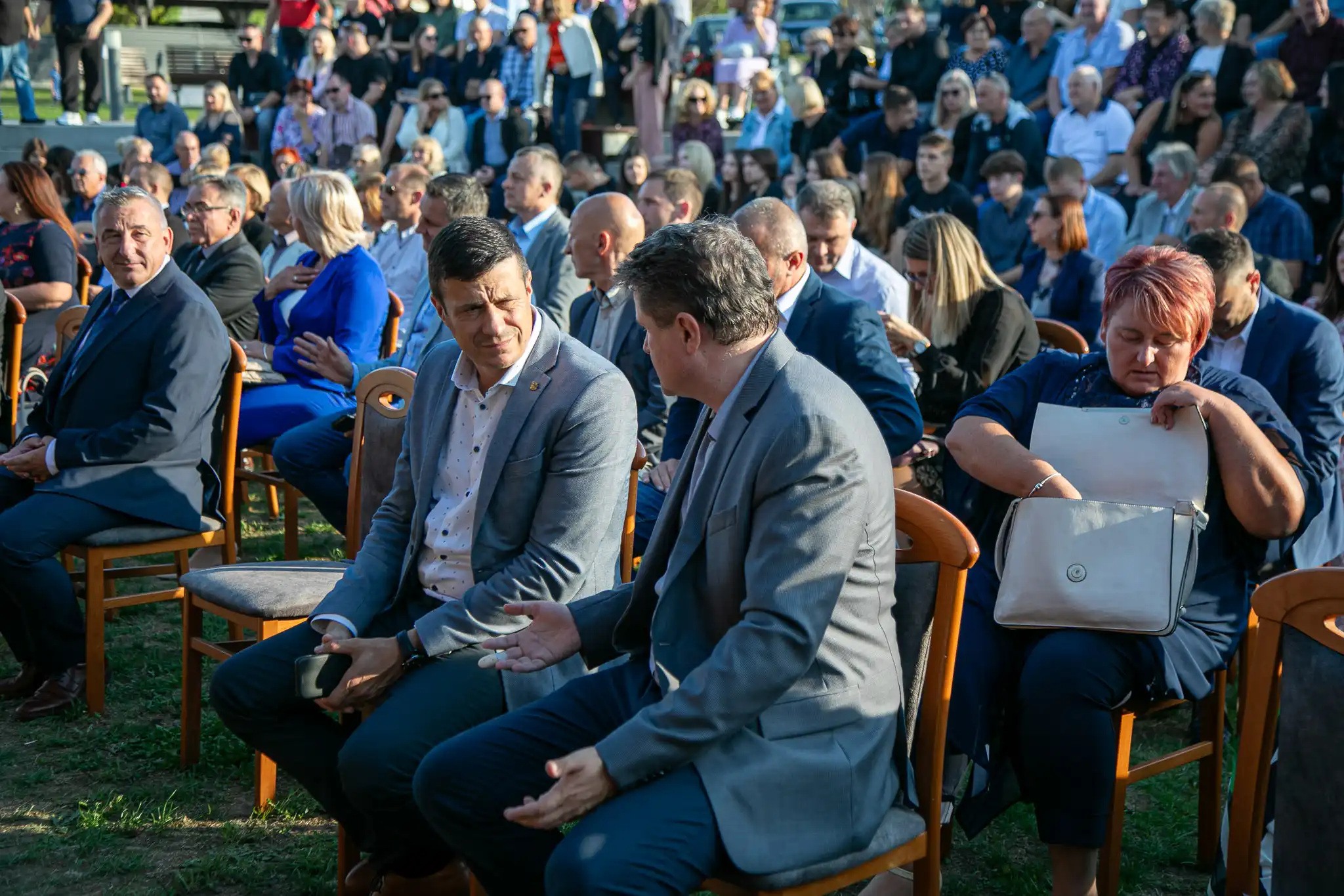 20240927-16_59_41__ZVMK2983 20240927-16_59_41__ZVMK2983