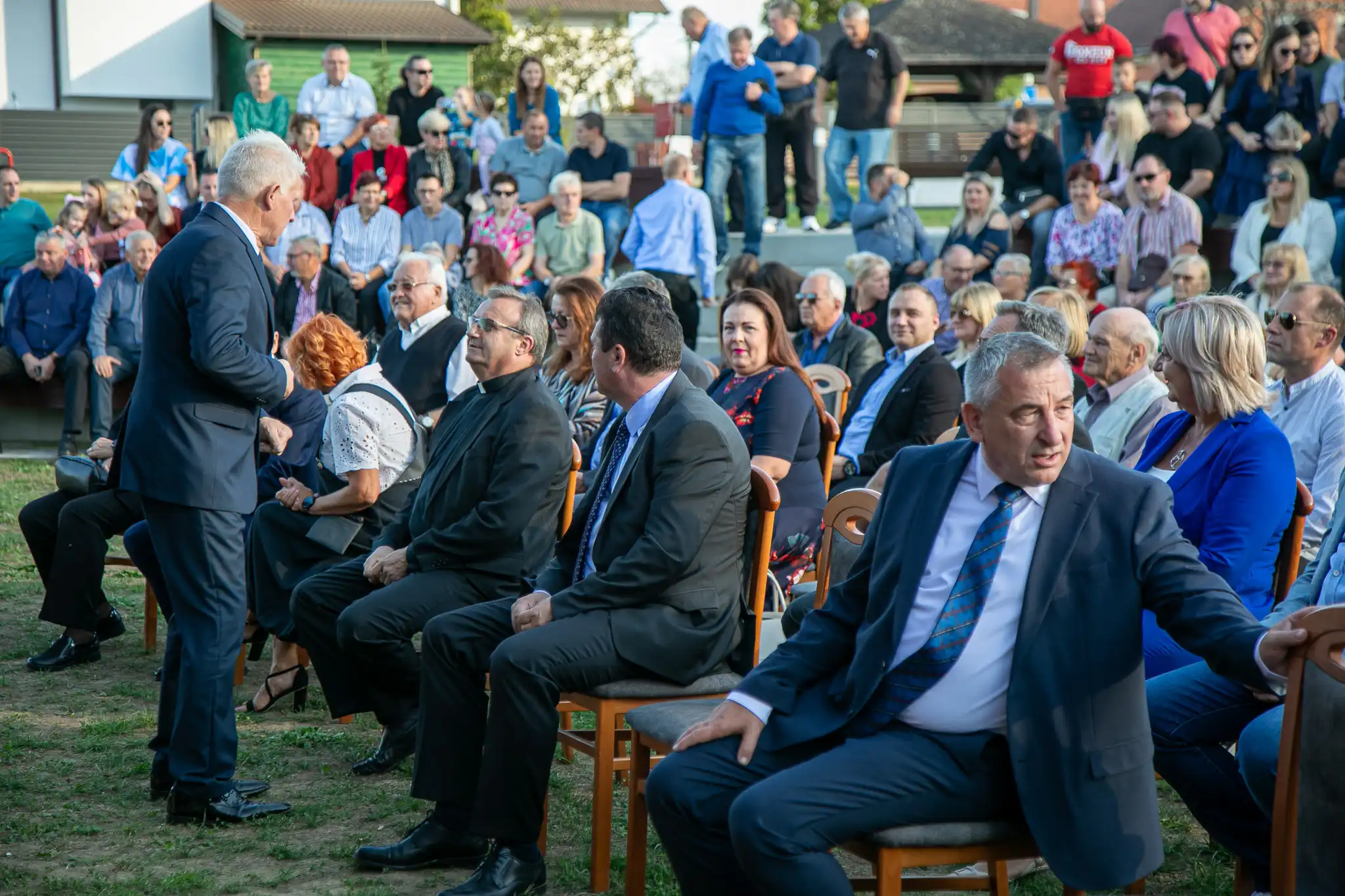 20240927-16_59_51__ZVMK2991 20240927-16_59_51__ZVMK2991