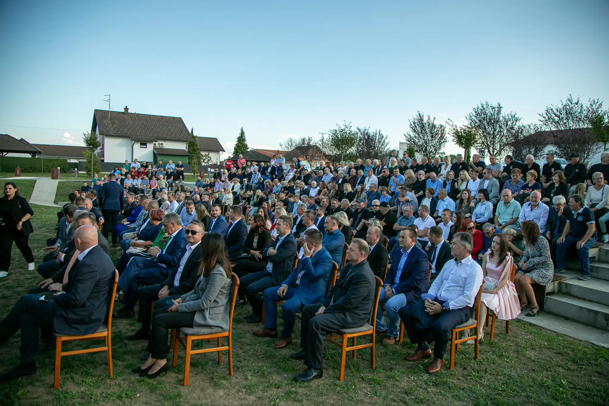 20240927-17_01_55__ZVMK3032 20240927-17_01_55__ZVMK3032