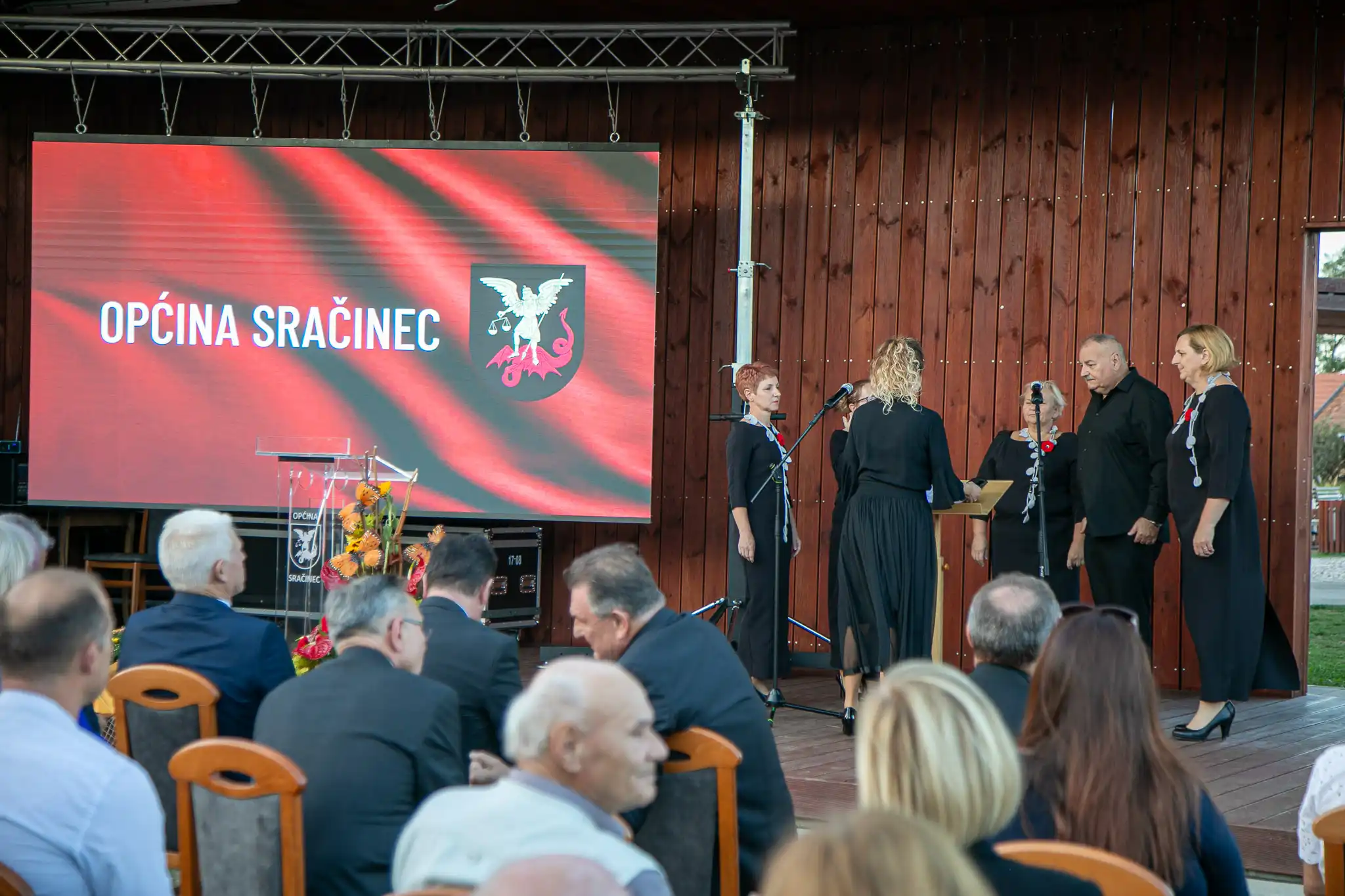 20240927-17_05_33__ZVMK3037 20240927-17_05_33__ZVMK3037