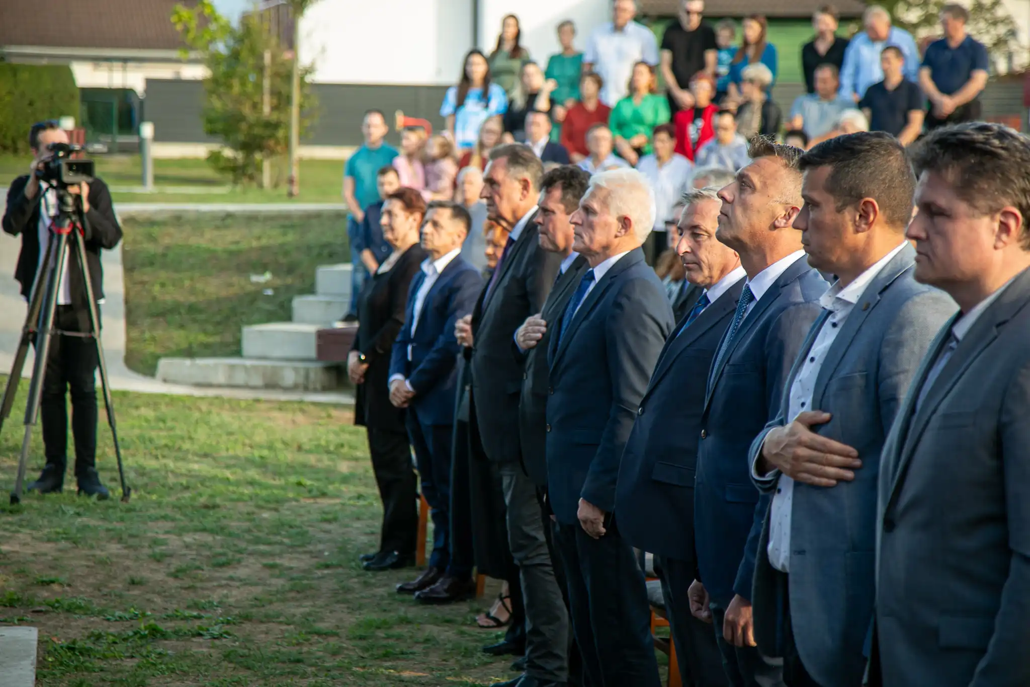 20240927-17_07_24__ZVMK3061 20240927-17_07_24__ZVMK3061