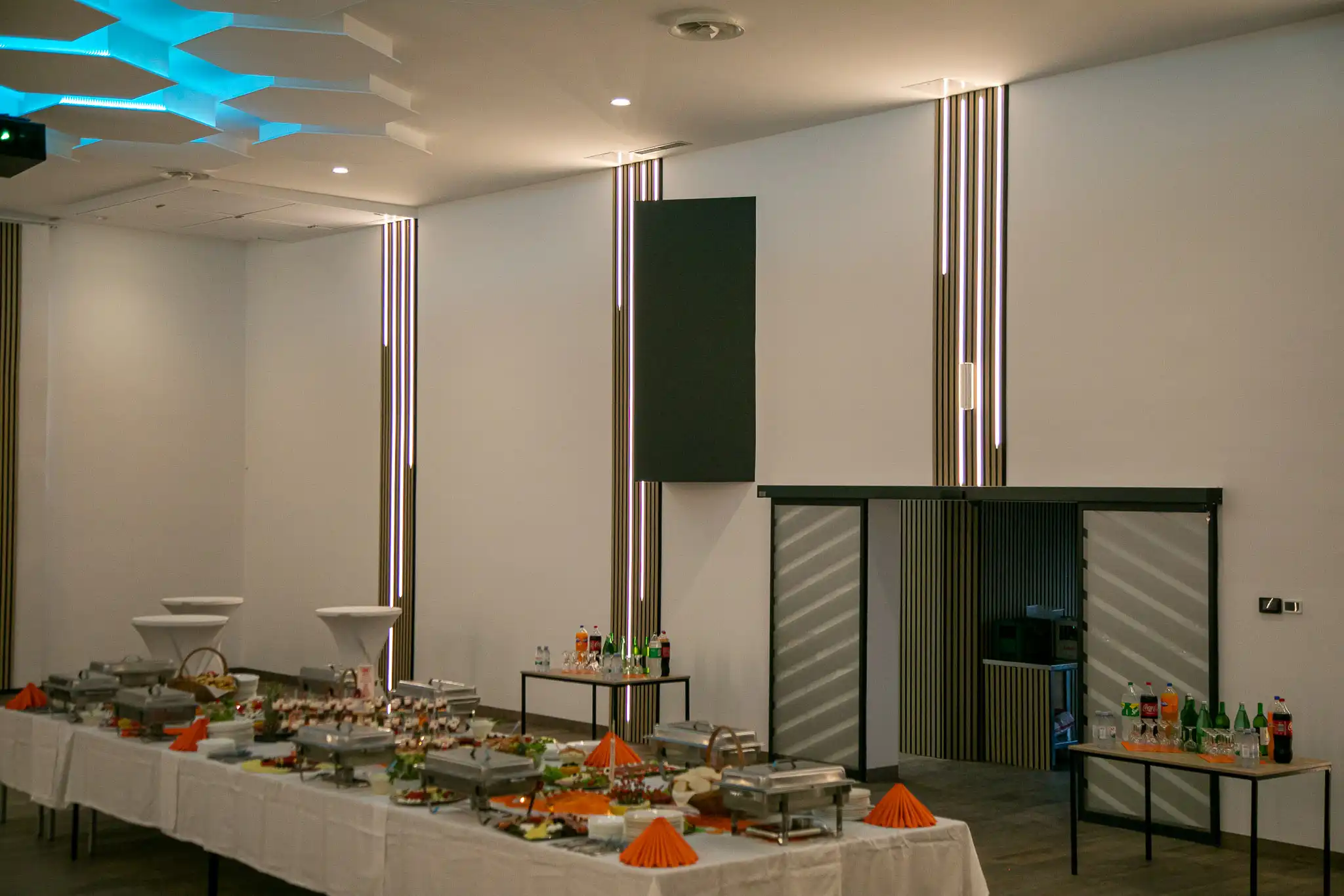 20240927-18_23_40__ZVMK3346 20240927-18_23_40__ZVMK3346