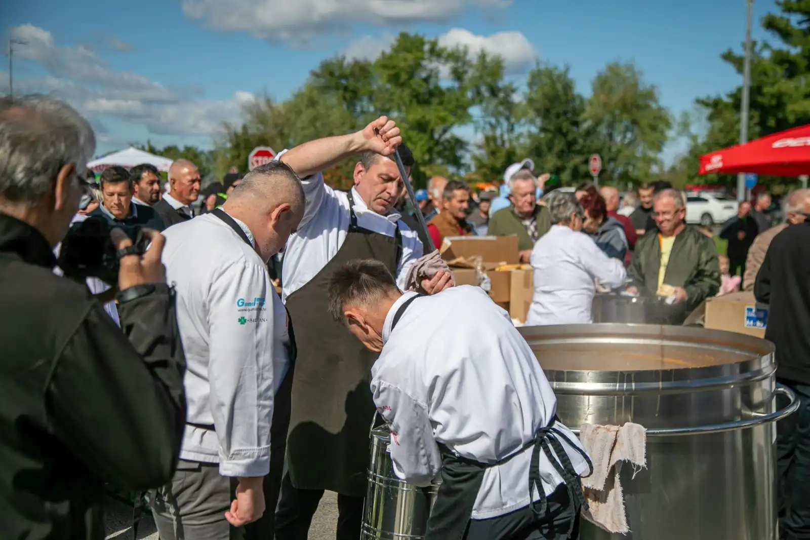 20240929-12_52_46__ZVMK5112