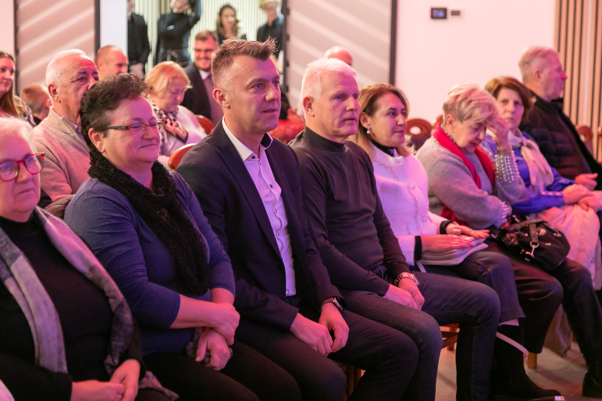 20241219-20_35_02__ZVMK1394