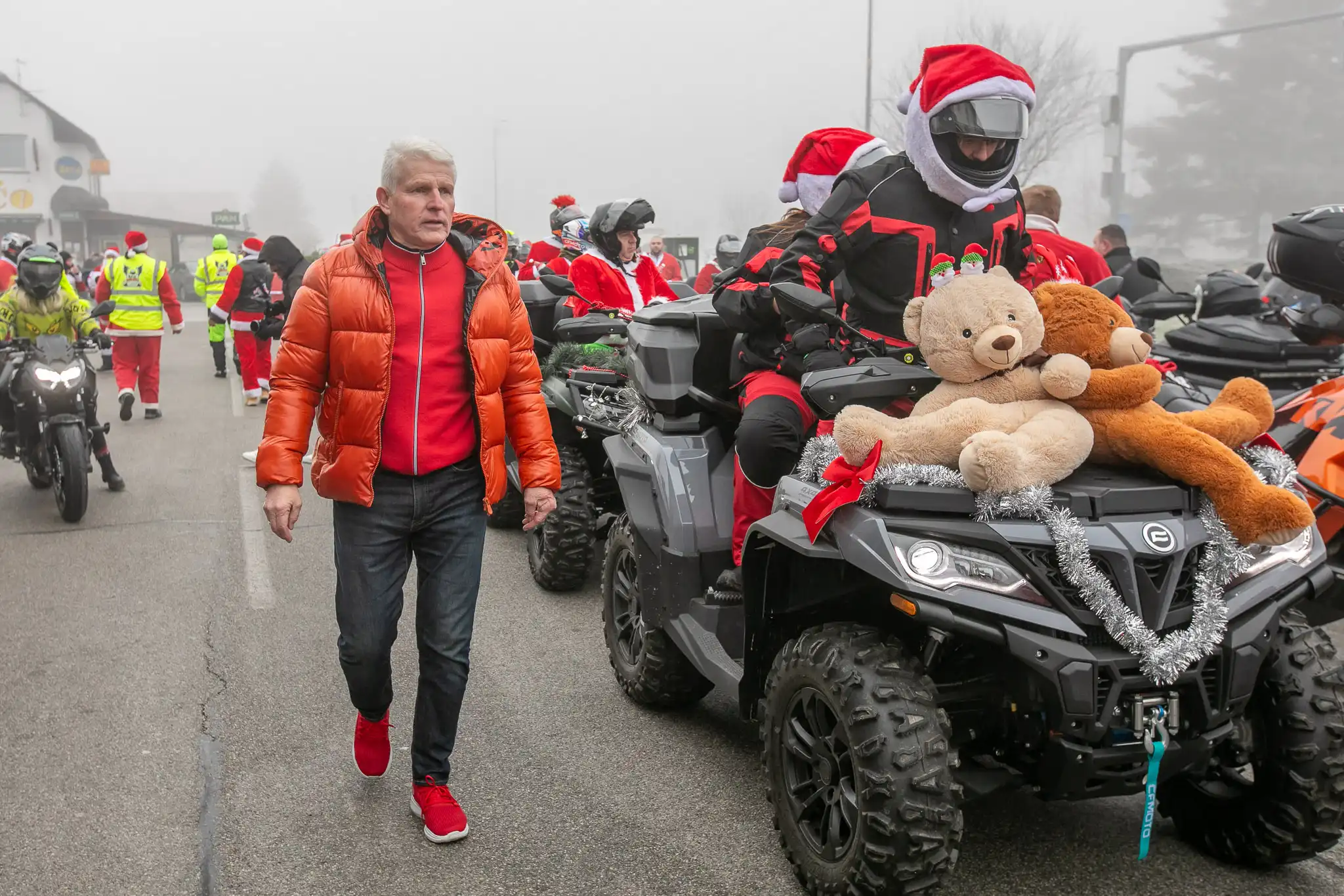 20241231-11_42_18__ZVMK2143 20241231-11_42_18__ZVMK2143