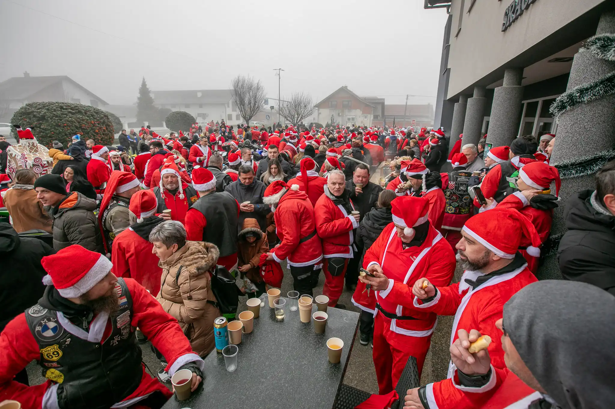 20241231-11_55_11__ZVMK2226 20241231-11_55_11__ZVMK2226