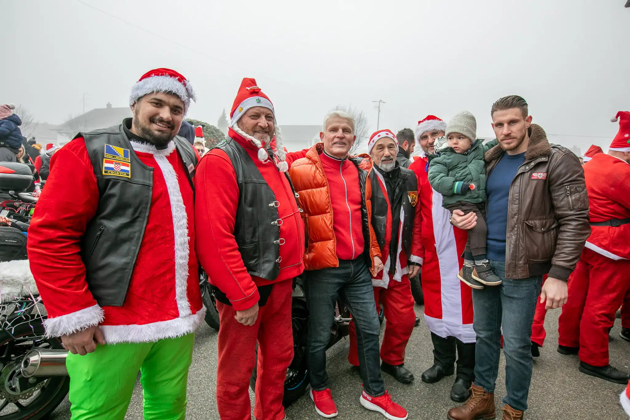 20241231-12_03_24__ZVMK2232 20241231-12_03_24__ZVMK2232