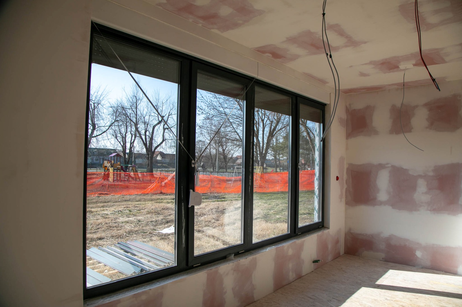 20250220-13_28_06__ZVMK4968 20250220-13_28_06__ZVMK4968