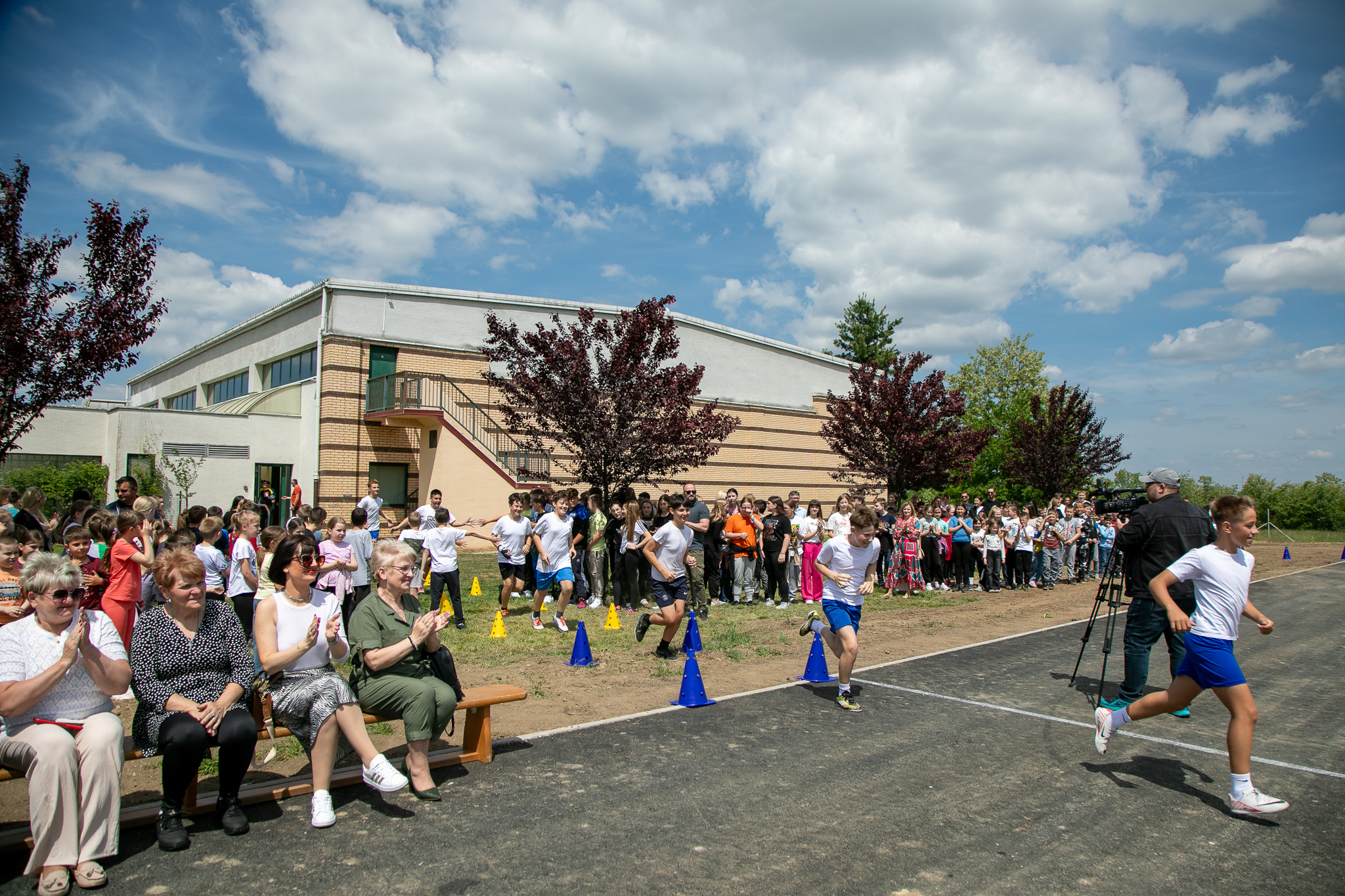 20250514-12_04_44__ZVMK6139