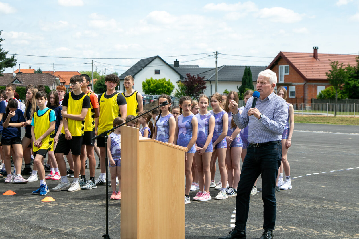 20250514-12_14_07__ZVMK6276