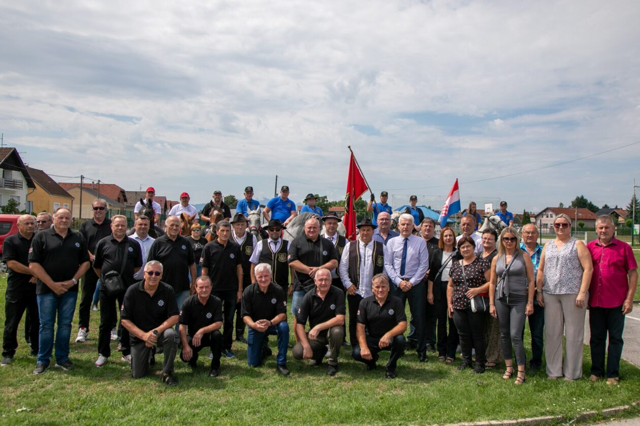 20250802-11_39_36__ZVMK3183