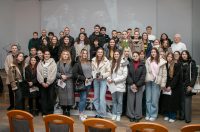 20251219-19_43_19__ZVMK2116