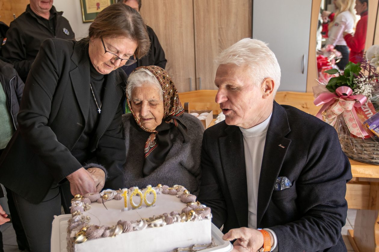 20260217-11_18_02__ZVMK7166