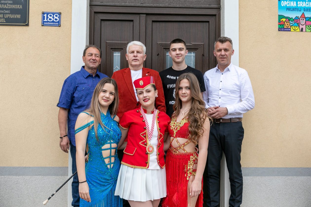 20260415-15_08_07__ZVMK0591