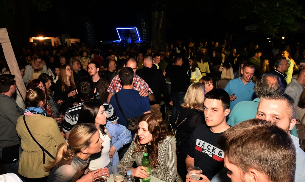 Image 5719635 (auto)