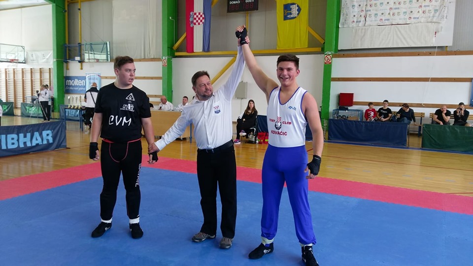 Image 3651039 (auto)