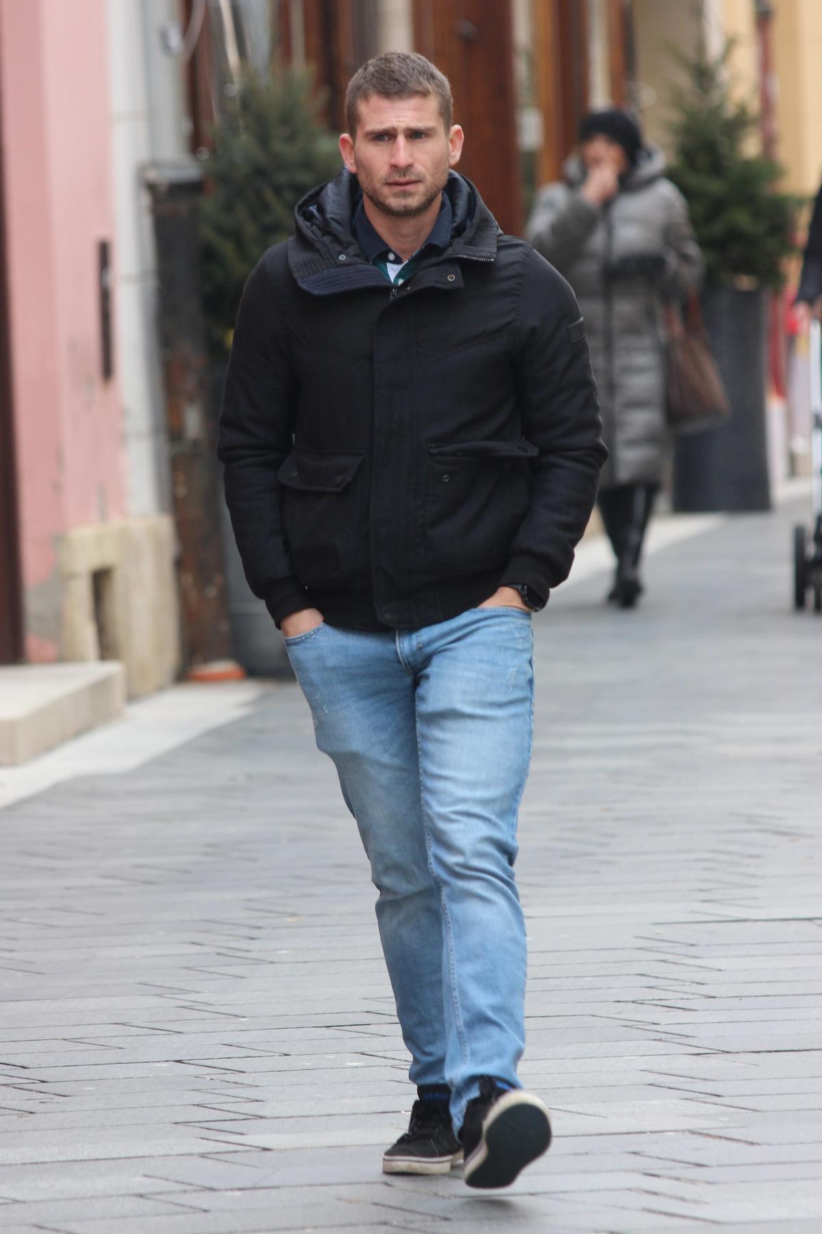 Image 5542912 (auto)