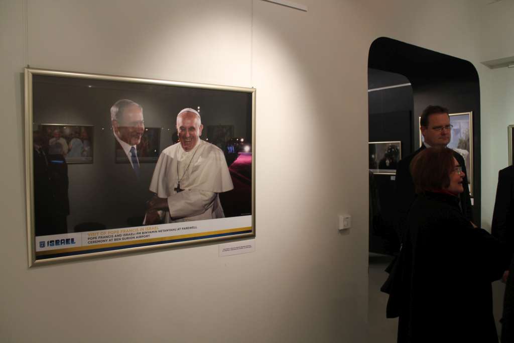 izlozbapapa005931270