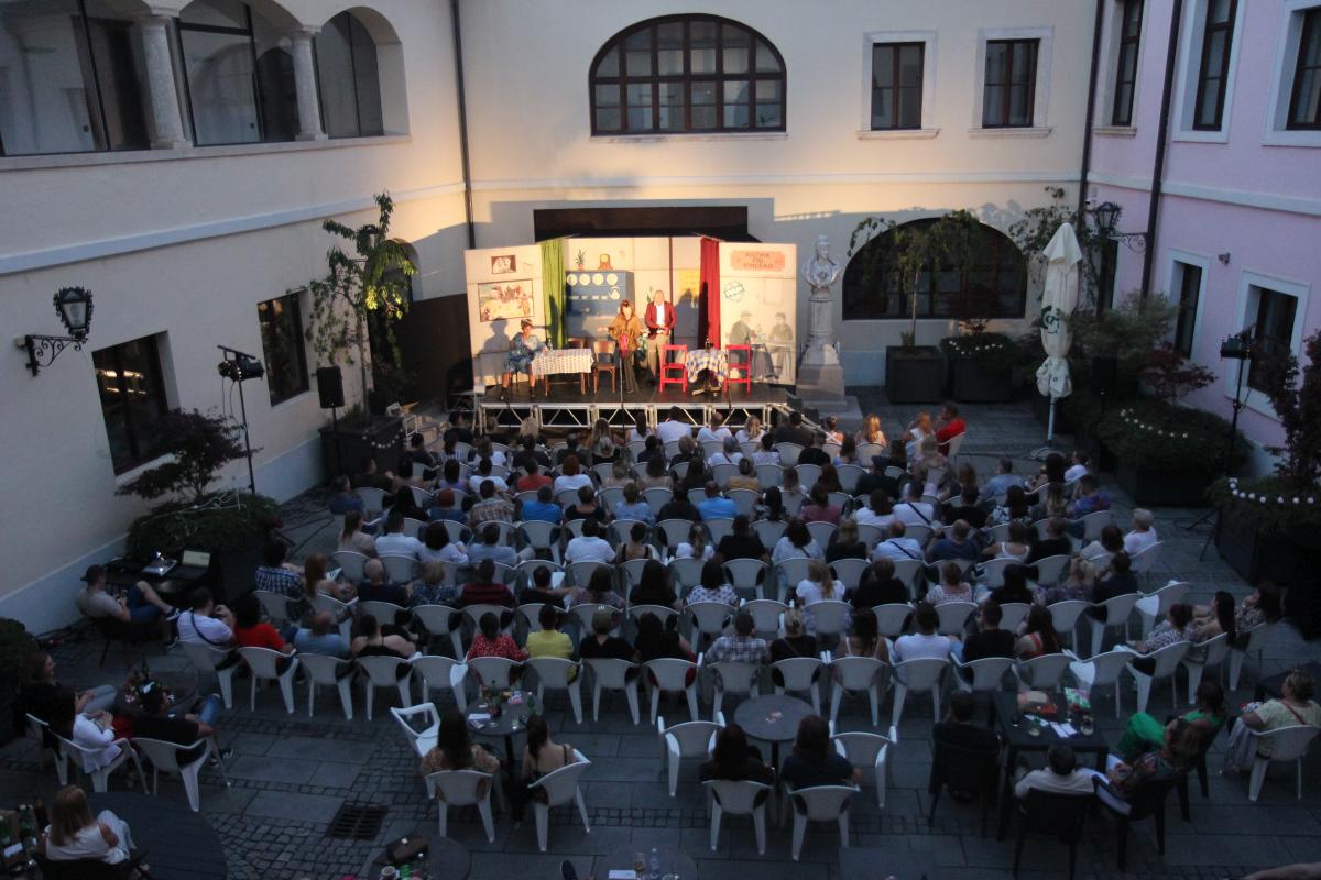 Image 5423352 (auto) Image 5423352 (auto)